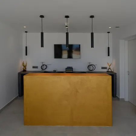 Arany Terra شقة فندقية 4*