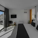 Arany Terra 4* Imerovigli (Santorini)